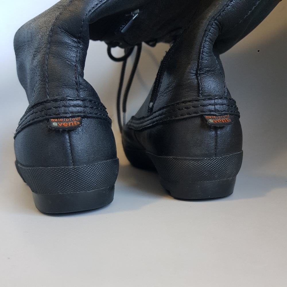 Ugg shearling waterproof tall leather boots - Picture 4 of 13